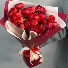 Букет из 21 красного ранункулюса в Балашихе