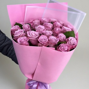 Букет из 25 тепличных лиловых роз Меритим в Балашихе