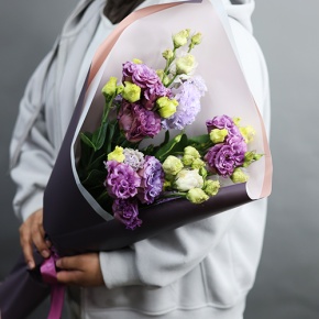 Букет "Сливовый чизкейк" из махровых эустом в Балашихе