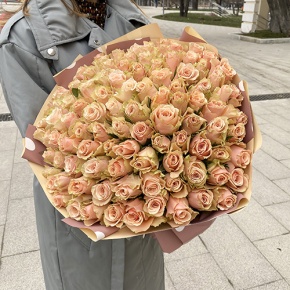 Букет из 101 кремовой розы (50 см) в Балашихе