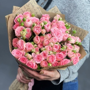 Букет "Неаполь" из 15 кустовых роз (50 см) в Балашихе