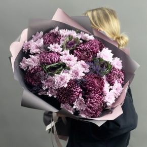 Букет "Виолетта" из хризантем Бигоуди, лимониума, брассики и кустовых хризантем в Балашихе