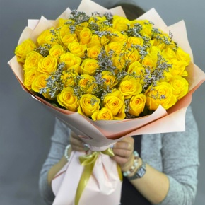 Букет из 51 лимонной розы с лимониумом в Балашихе