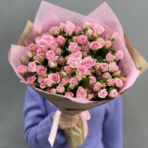 Букет  из 19 кустовых роз (60 см) в Балашихе