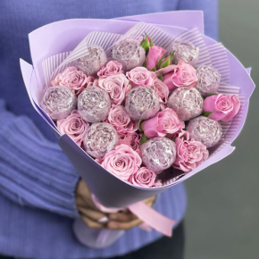 Букет из шоколадных пионов и кустовых роз в Балашихе