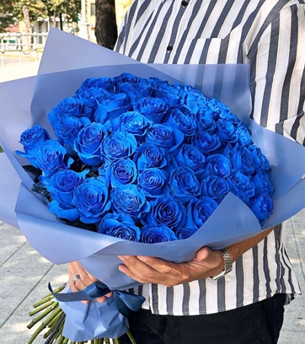 Букет из 51 синей розы Эквадор (60 см) в Балашихе