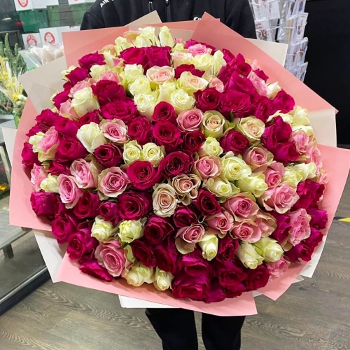 Букет 151 роза ягодный микс (40 см) в Балашихе